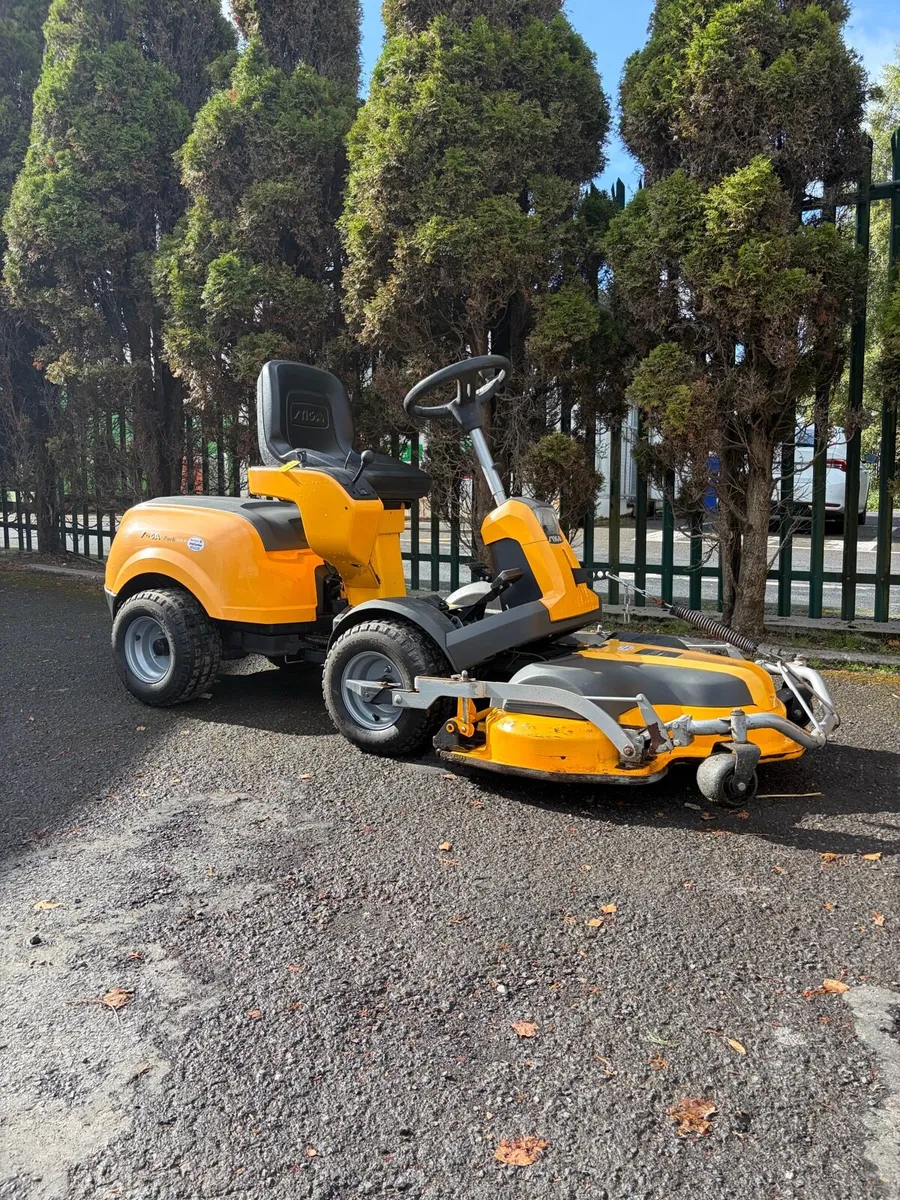 Stiga Front Deck Mower - Image 2
