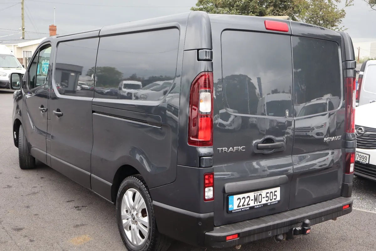 2022 RENAULT TRAFFIC SPORTS PLUS AUTOMATIC - Image 2