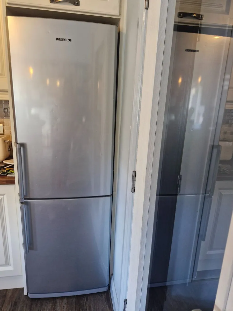 Fridge freezer and dishwasher - Image 2