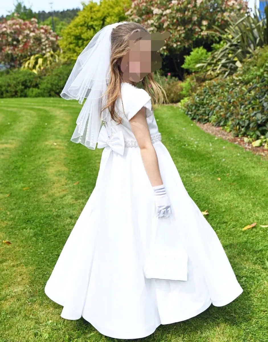 Communion dress - Image 2