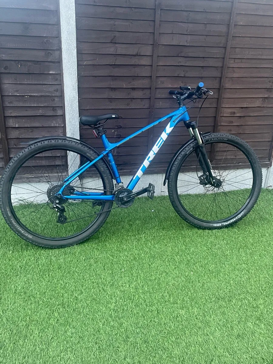 Fully Serviced Trek Marlin 6 29 Inch Mountain Bike - Image 1