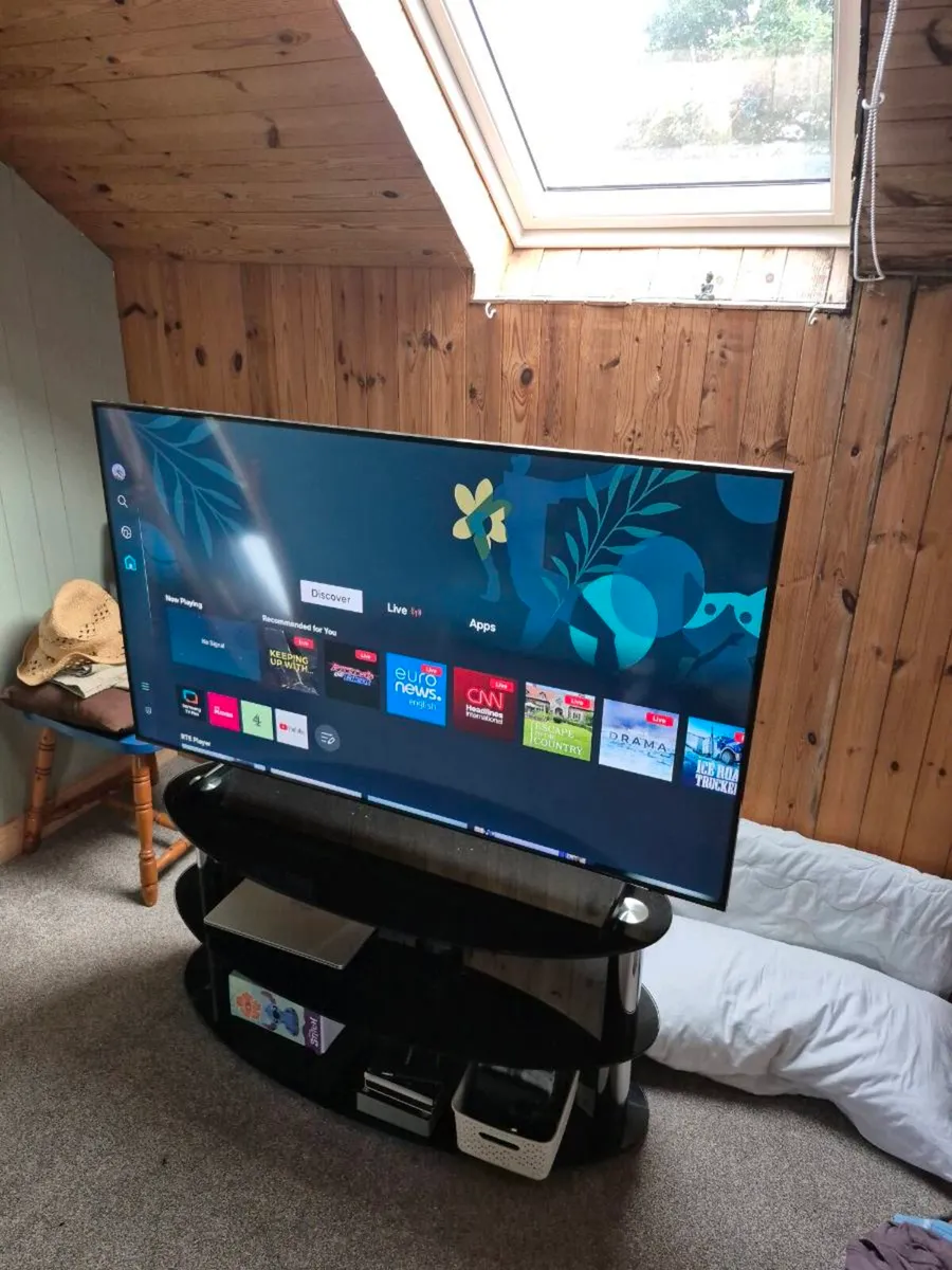 Samsung 55 inch QLED tv