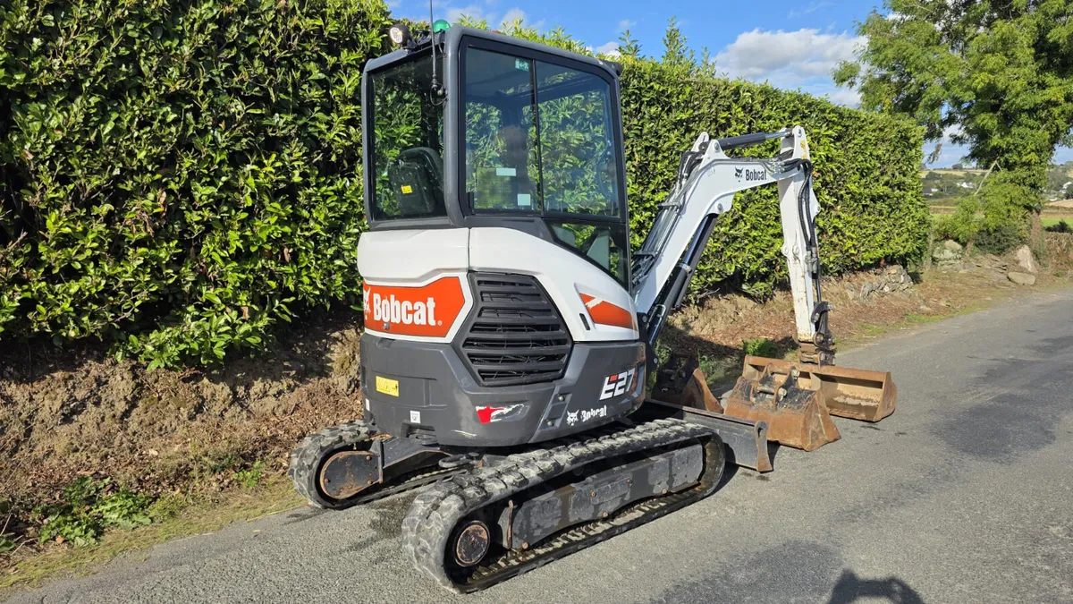 Bobcat E27Z Mini Excavator (E 27 Z) Digger - Image 4