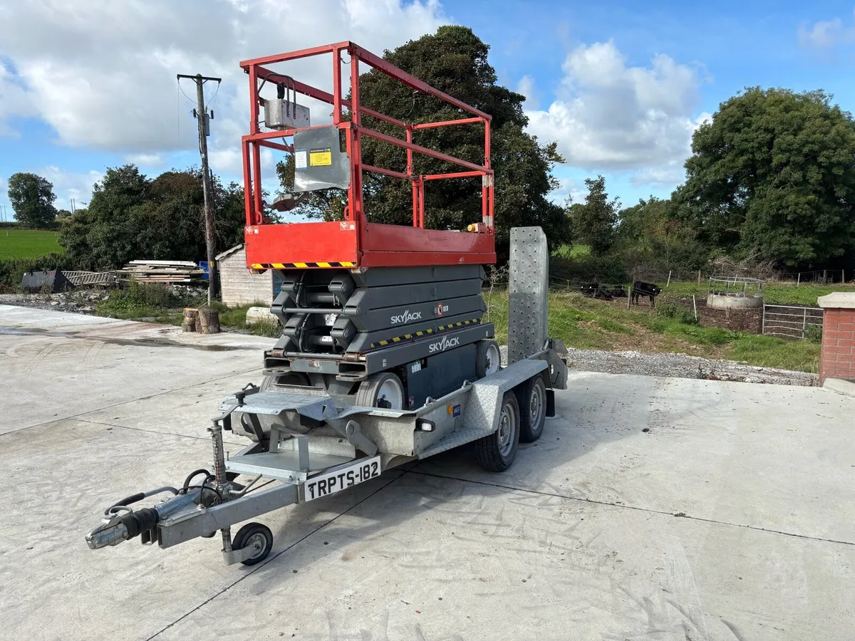 Skyjack 3226 with plant trailer - Image 2