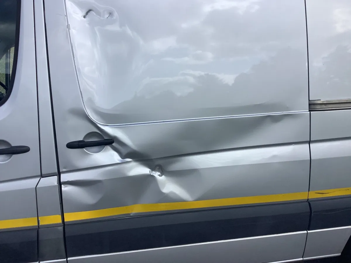 Volkswagen Crafter 2016 - Image 2