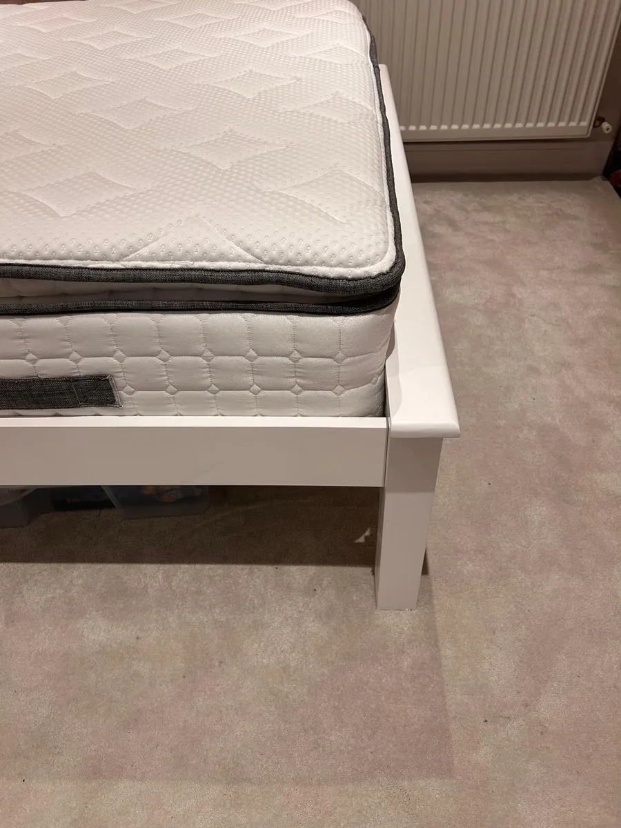 Bed - Image 4