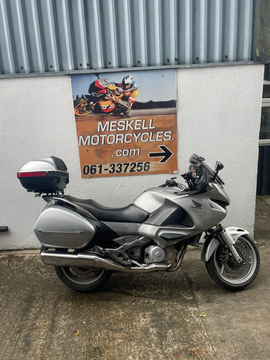 Bargain 2010 Honda NT700 Deauville - Image 2
