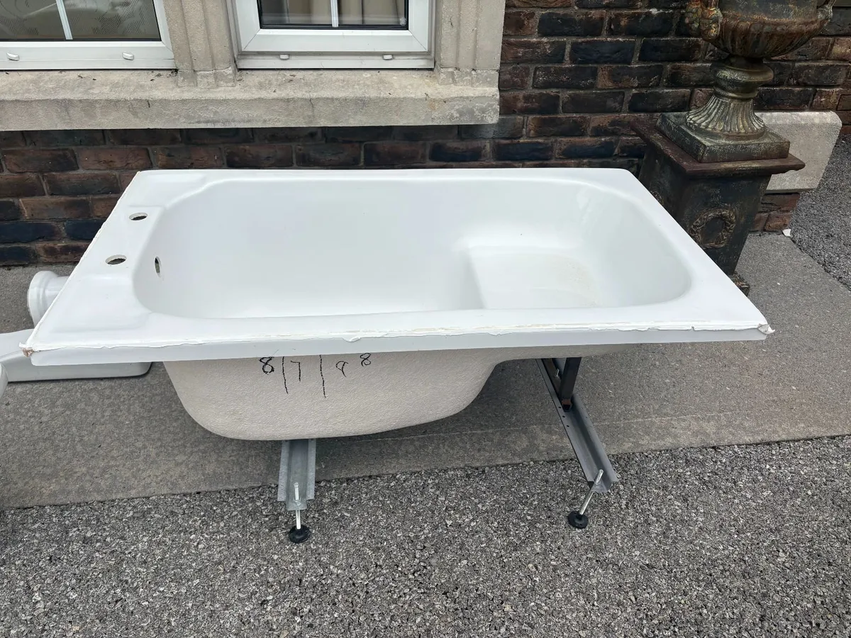 White Bath - Image 3