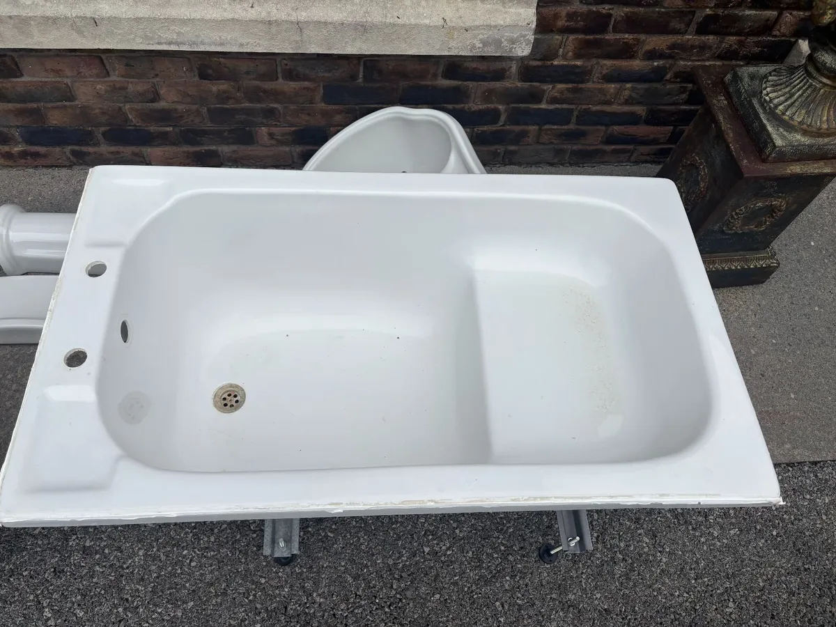 White Bath - Image 4