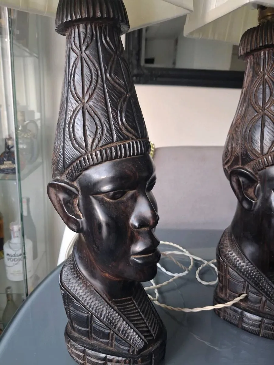 Vintage Decor Set: Hand-Carved African Ebony Lamps - Image 4