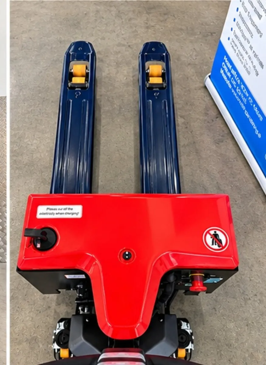 HC WD20 Pallet Truck - Image 2