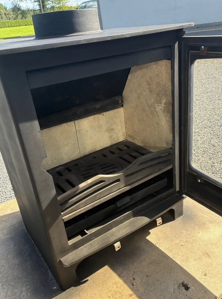 8Kw Henley stove - Image 4