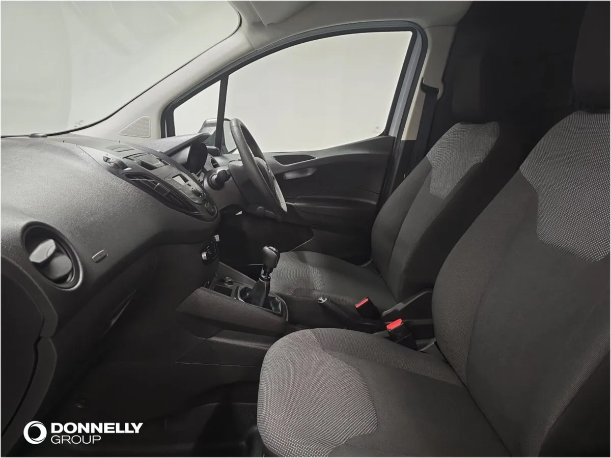Ford Transit Courier 1.0 EcoBoost Leader Van [6 Sp - Image 4
