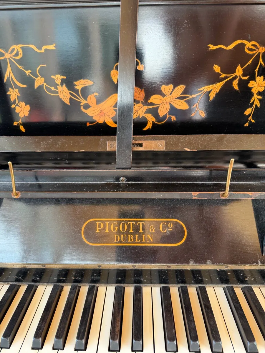Piano - Image 2