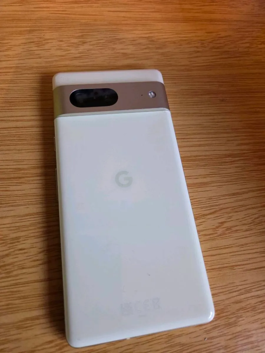 Google pixel 7 128gb *Unlocked* - Image 2