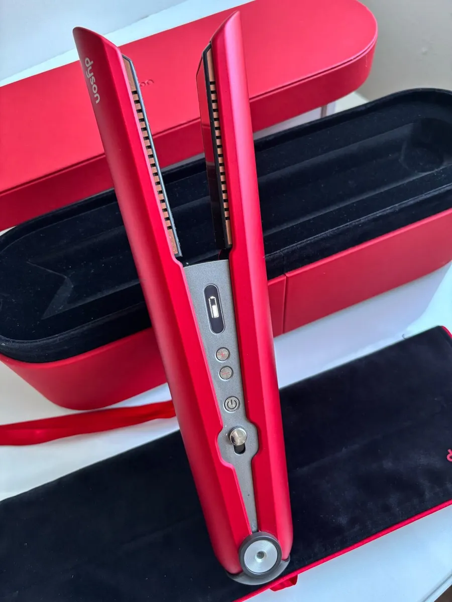 Dyson Hair straightener - Image 4