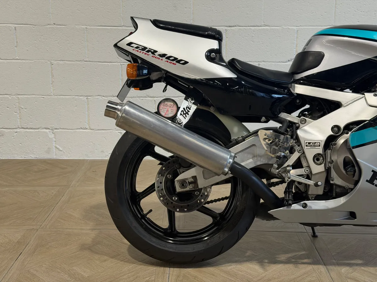 Honda CBR400RR Gull Arm 1998 - Image 4