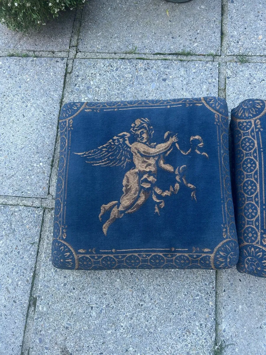 Pair of vintage/Victorian style cherub footstools - Image 3
