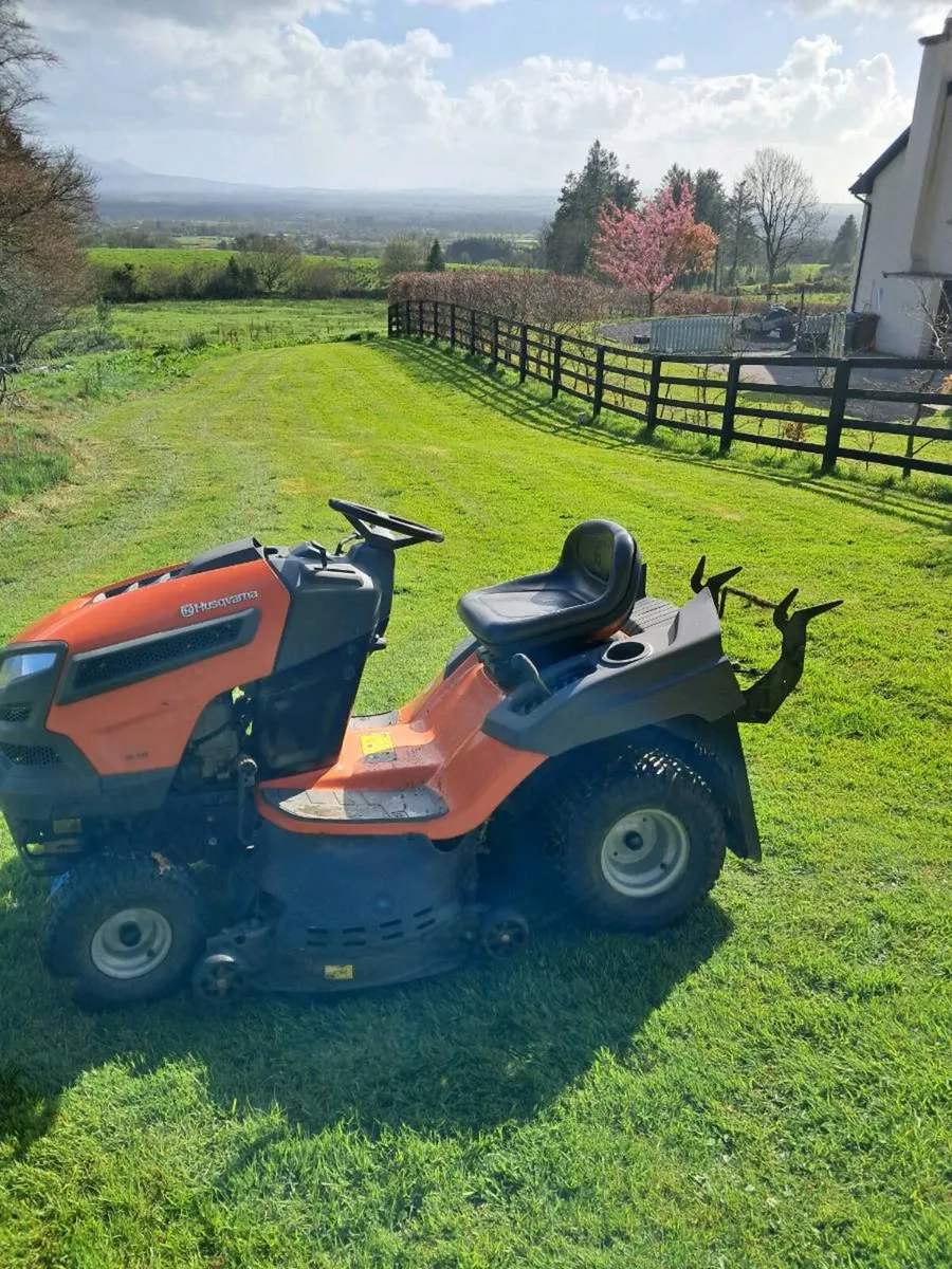 Husqvarna tractor mower - Image 4