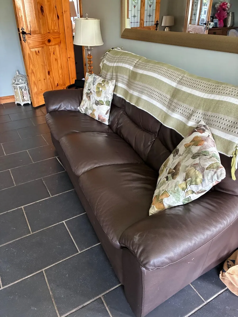 3 seater brown leather sofa - Image 2