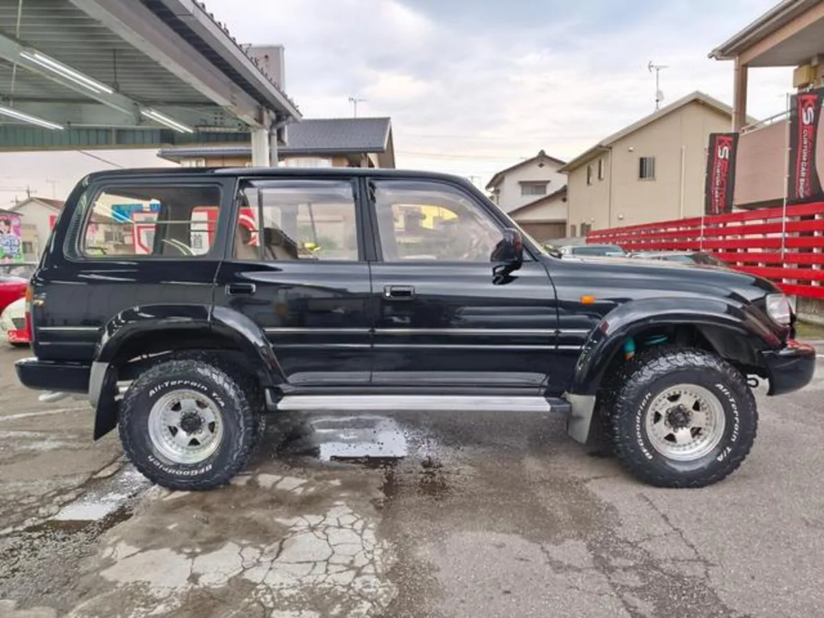 1995 TOYOTA LAND CRUISER 80 VX LIMITED 4.2 5 Seats - Image 3