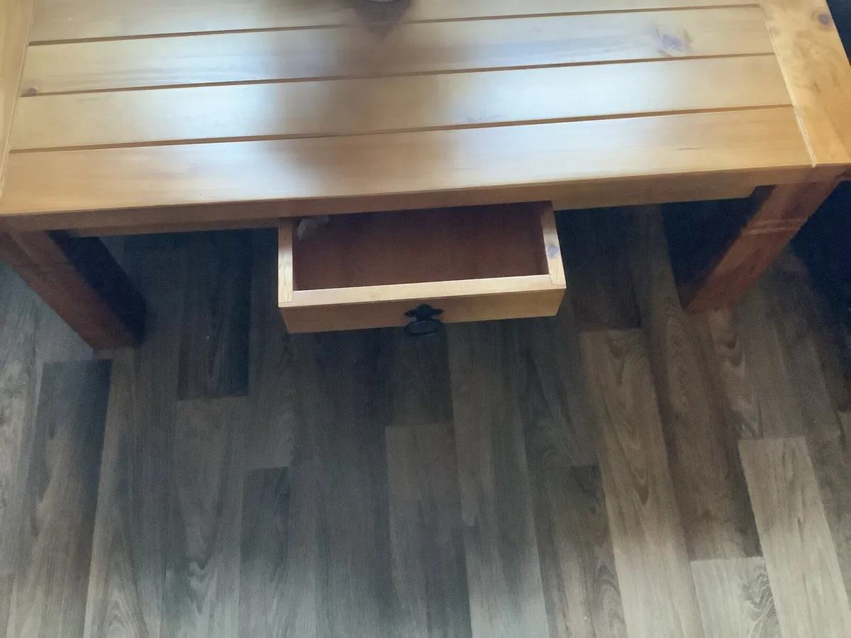 Solid wood coffee table with drawer New - Image 2