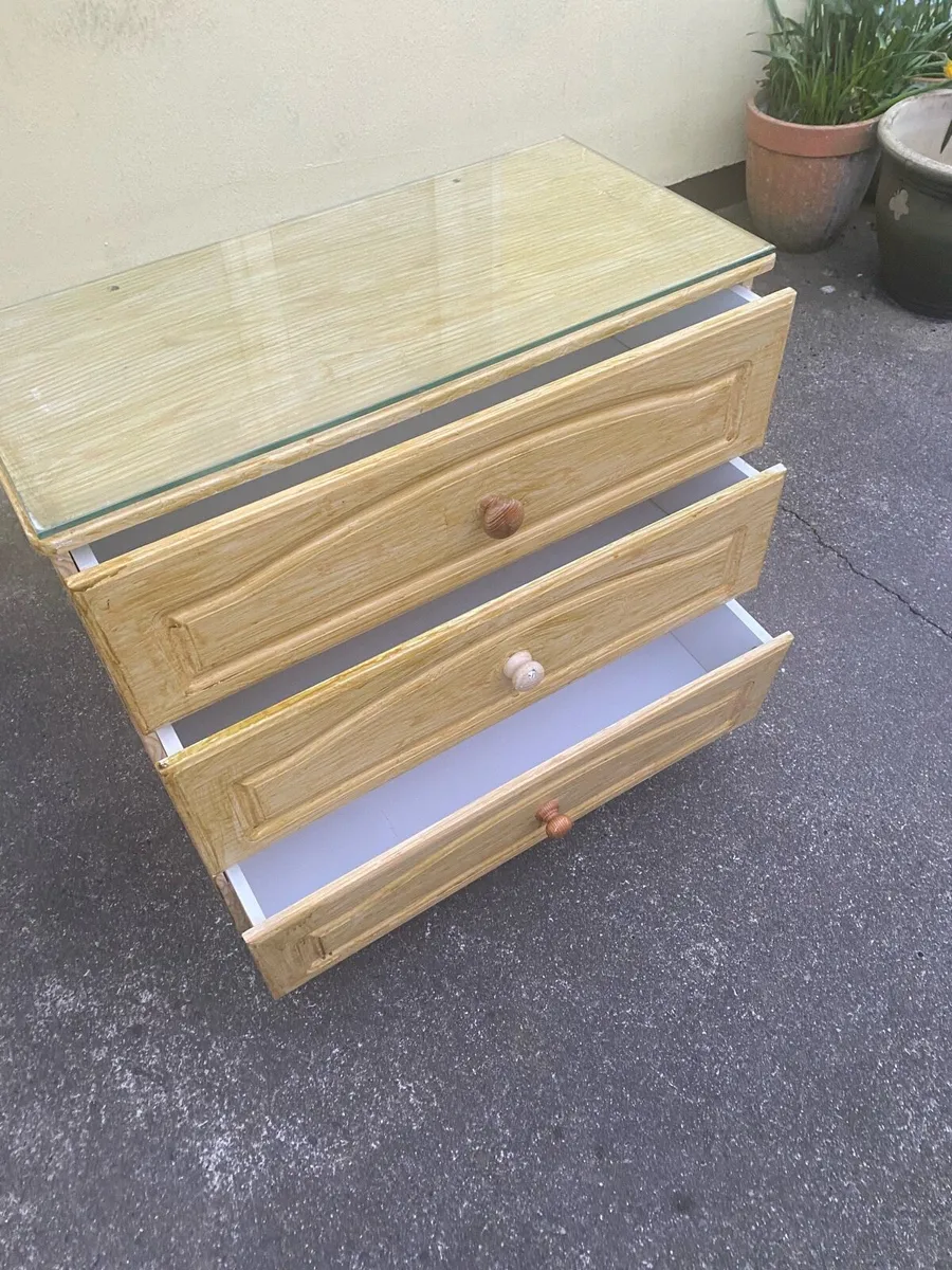 Chest of drawers - Image 3