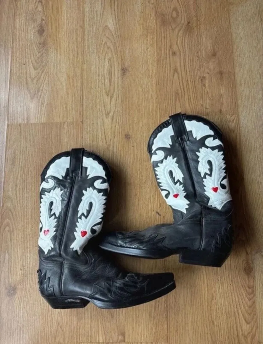 Sendra Vintage Black Leather Cowboy Boots - Image 2