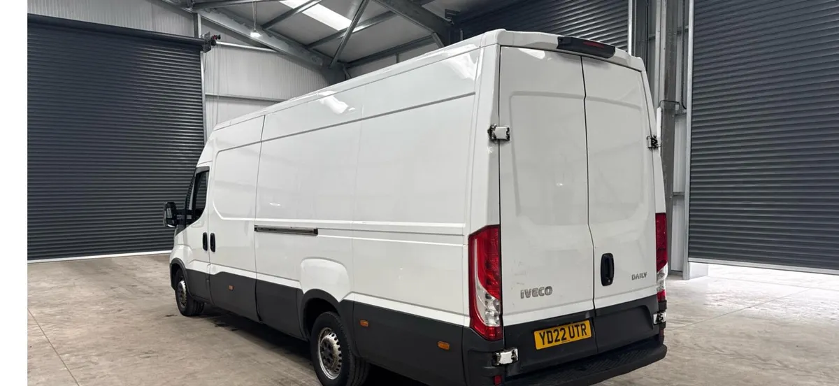 2022 Iveco Daily 35S14V L3H2 LWB HIGH ROOF - Image 4