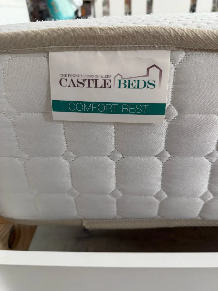 Double bed with mattress - Image 2