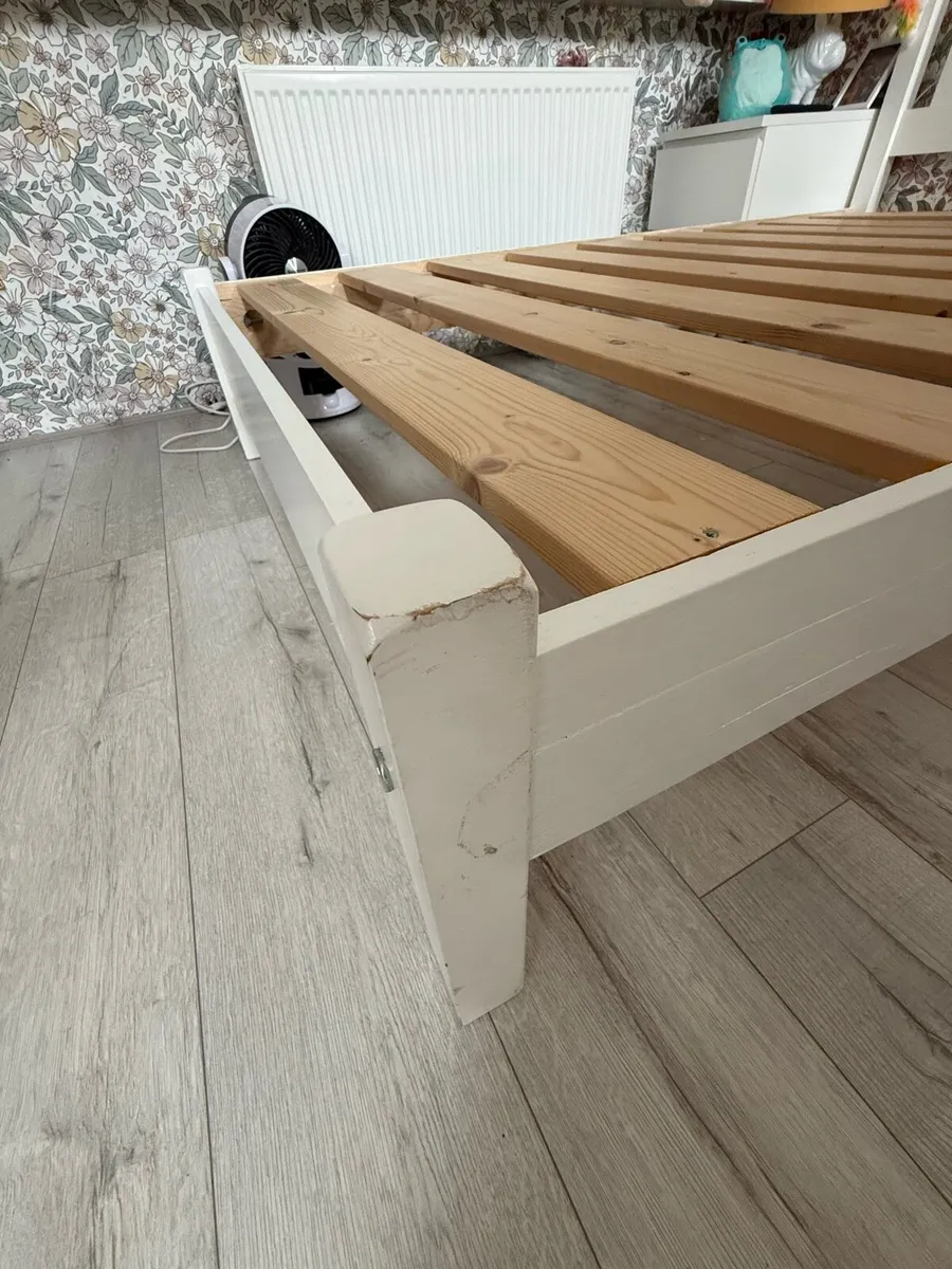 Double bed with mattress - Image 4