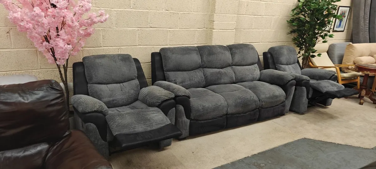 Grey Recliner Suite - Image 2
