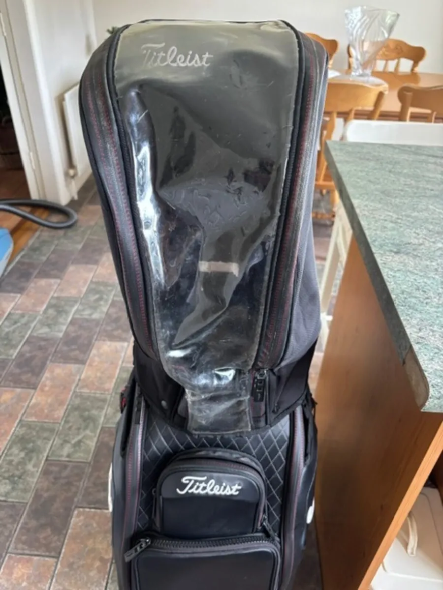 Titleist Golf Bag - Image 3
