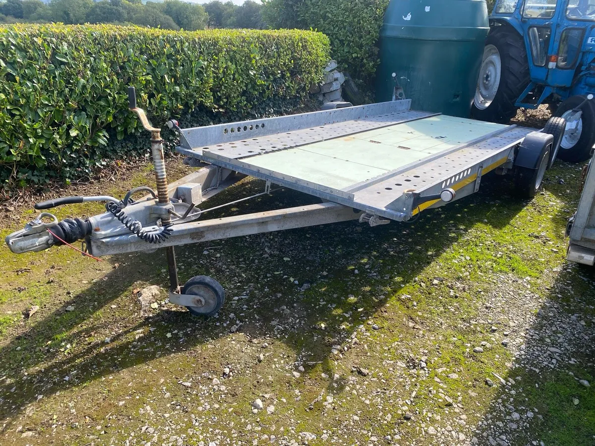 Tractor and trailer - Image 3