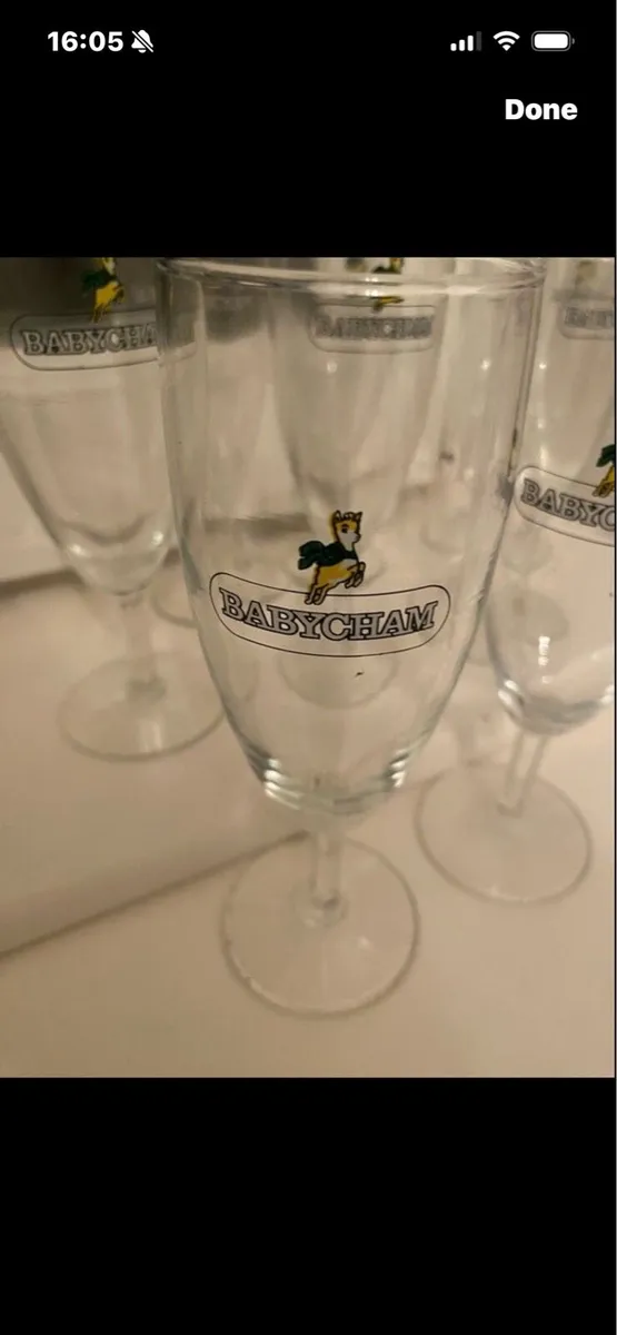 Very Rare Set of Babycham Flutes (8) - Image 2