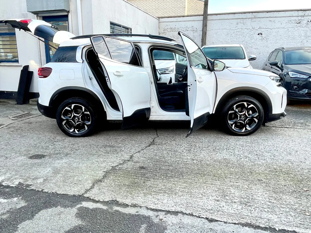 Citroen C5 Aircross 1.5 Diesel 2 Seat Van,2022 - Image 3