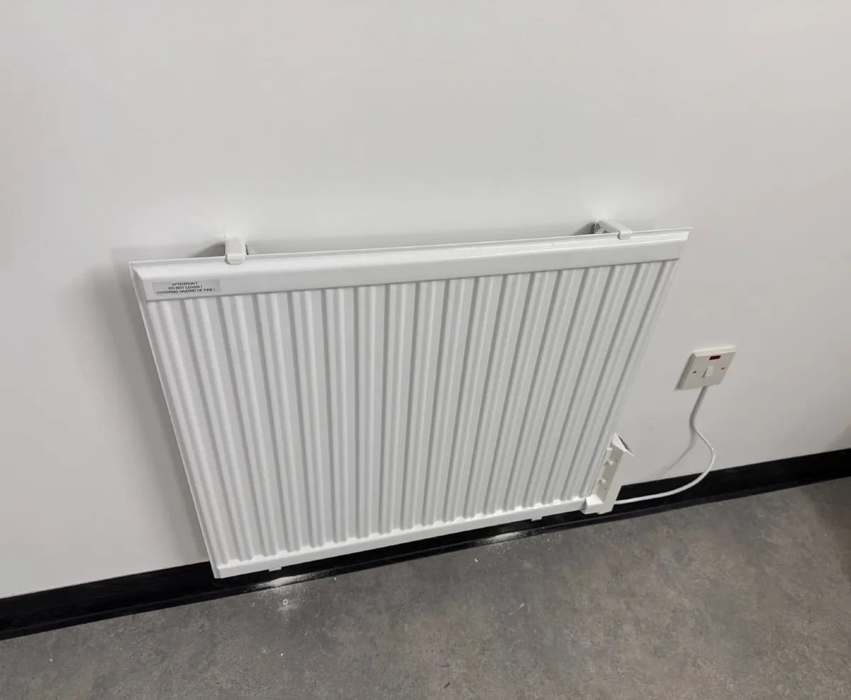 Electric Oil Heater/Radiator 2000w - Image 1