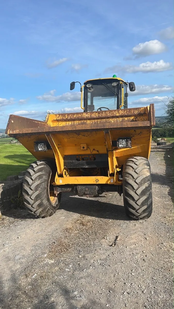 JCB 9t dumper - Image 2
