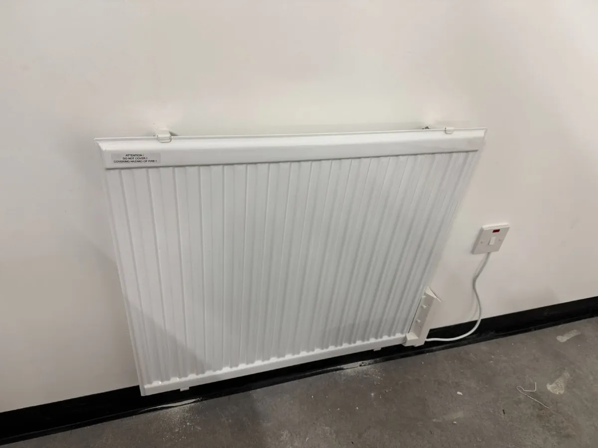 Electric Oil Heater/Radiator 1500W - Image 1