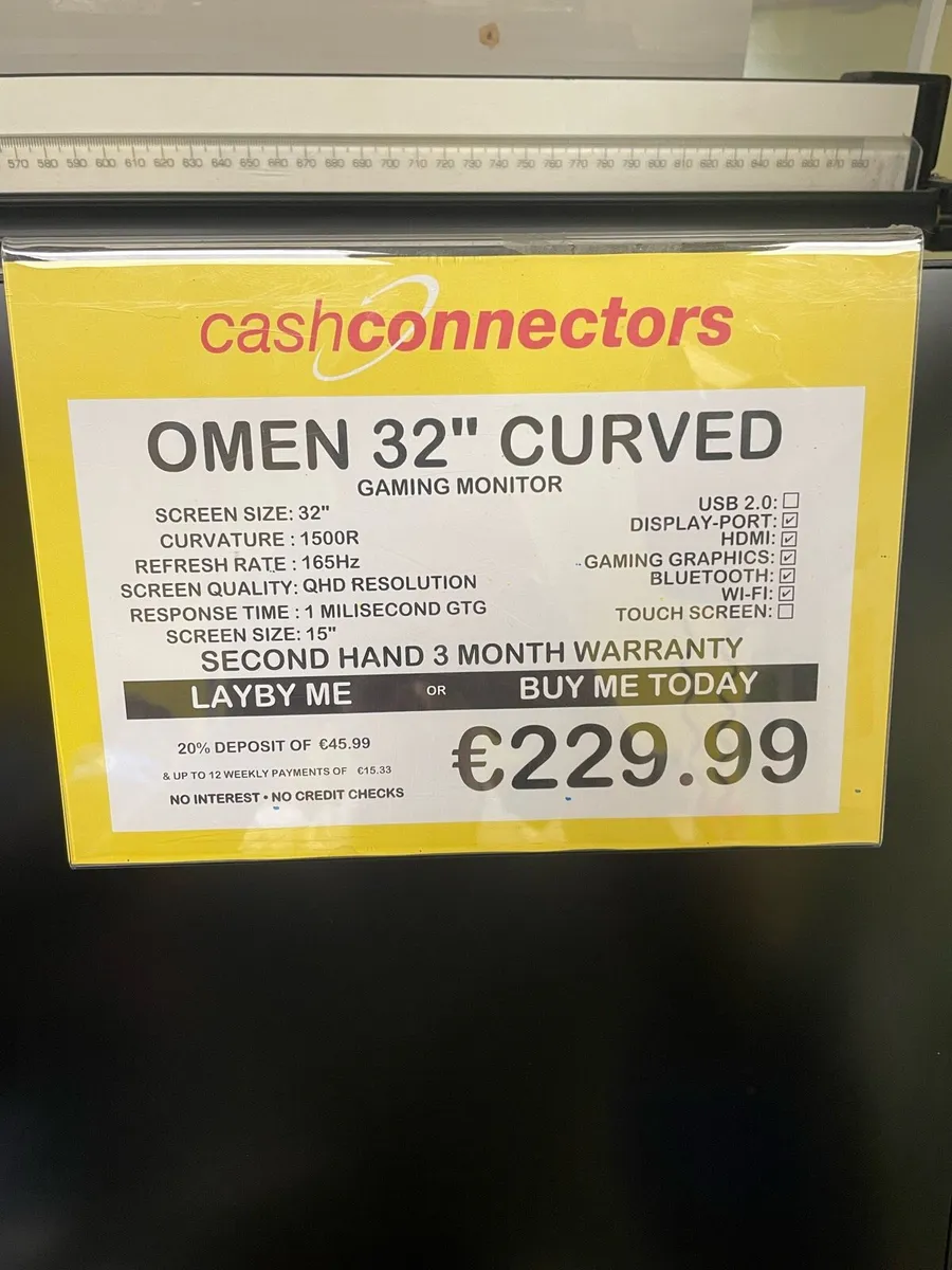 Omen 32 inch Curved Monitor - Image 2