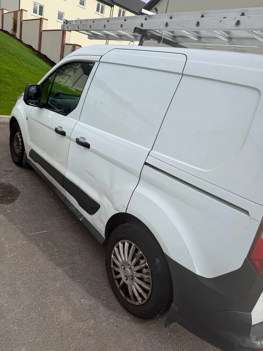 Ford Transit Connect 2016 - Image 3