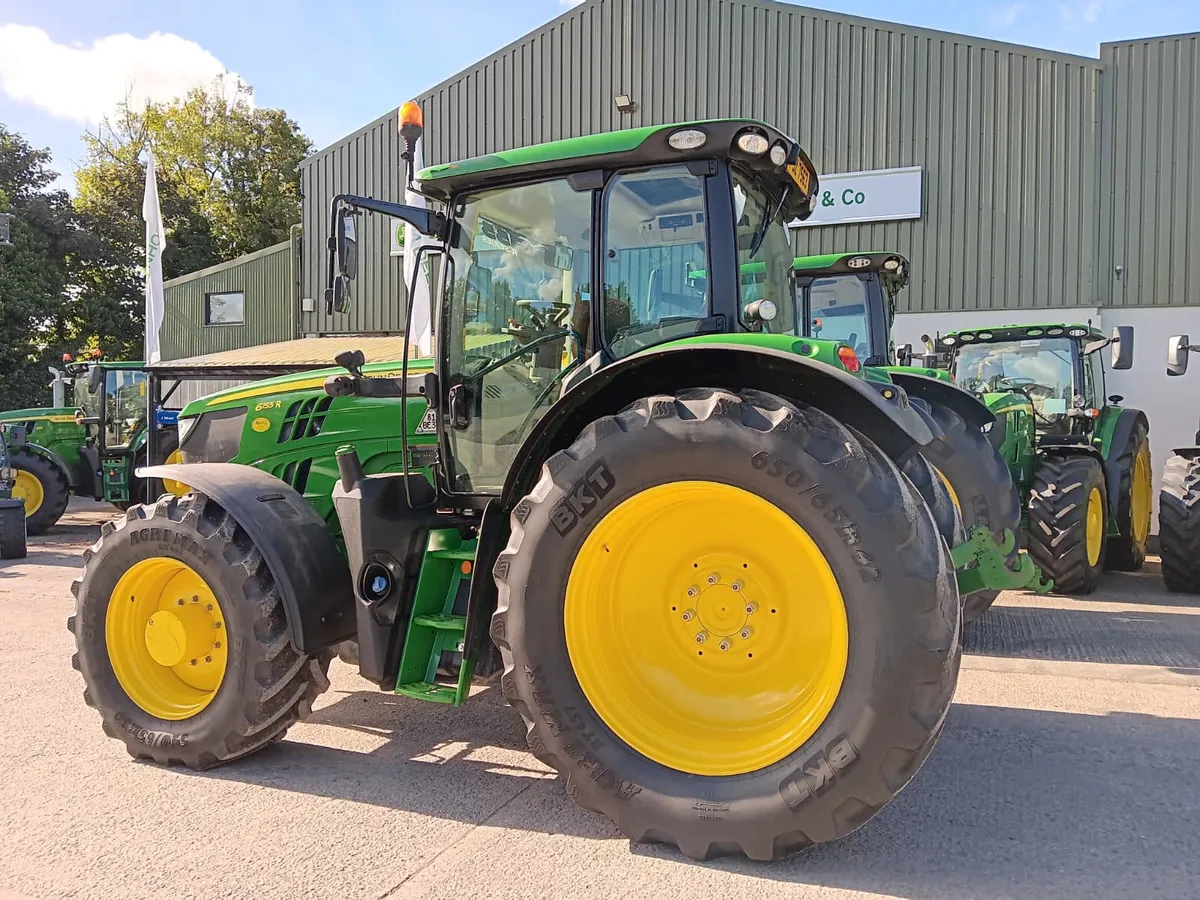 John Deere 6155R (2022) - Image 2