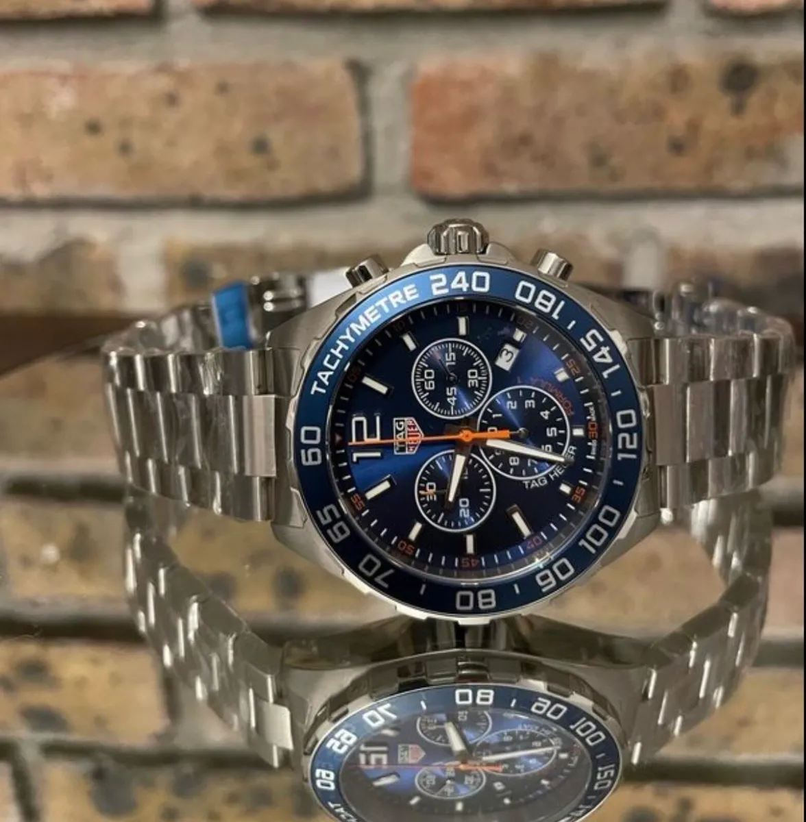 TAG Heuer Formula 1 Chrono - Mens Wristwatch - Image 1