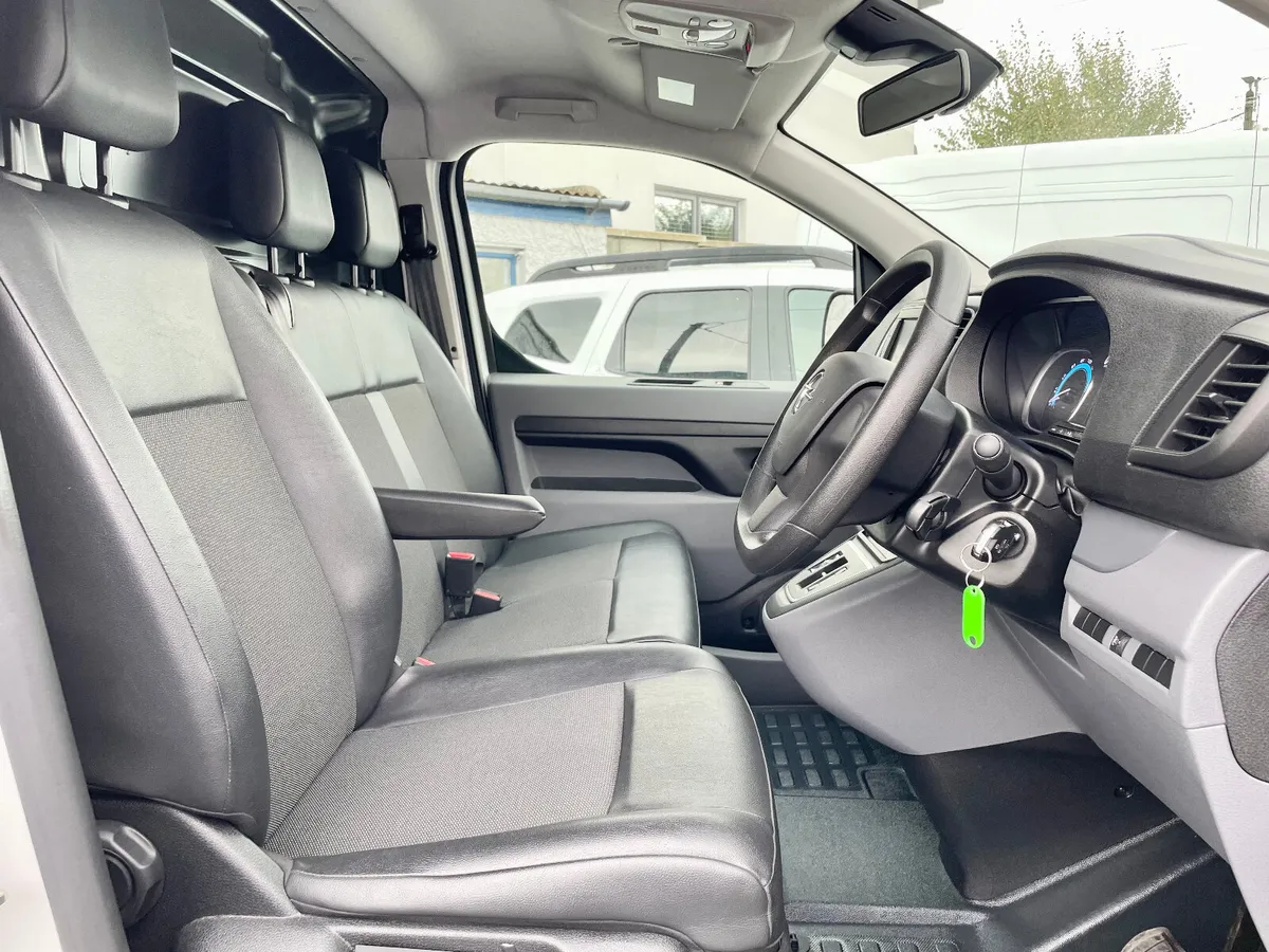 Opel Vivaro Sportive 50KWH Fully Electric LWB,2021 - Image 4