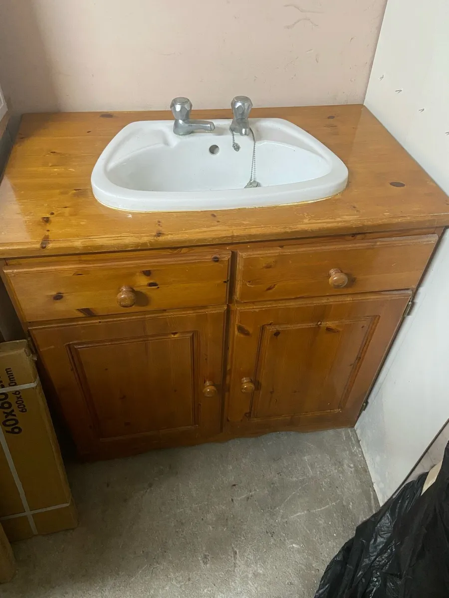 Bathroom/bedroom/utility unit for sale. - Image 2