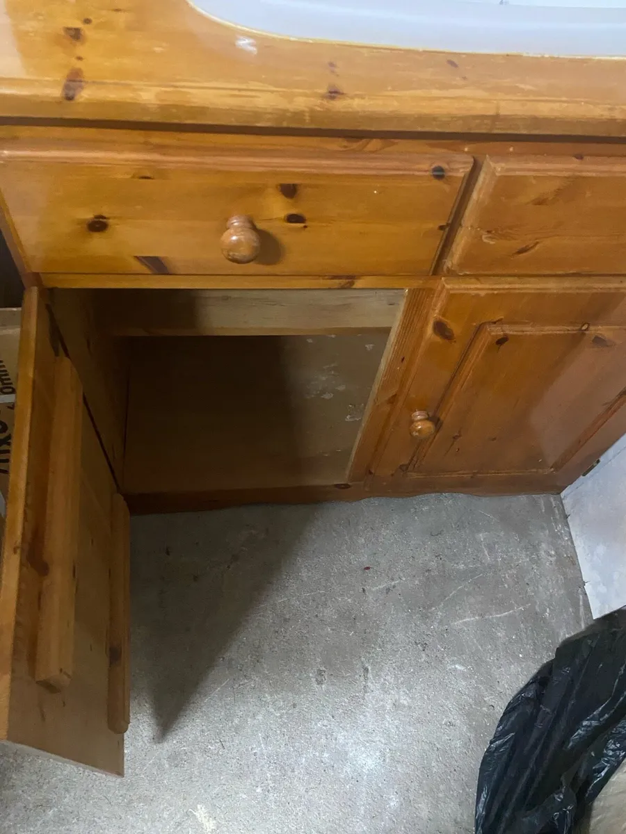 Bathroom/bedroom/utility unit for sale. - Image 3