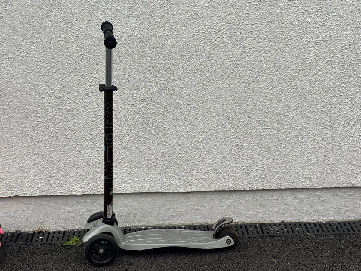Micro Scooter - Image 3