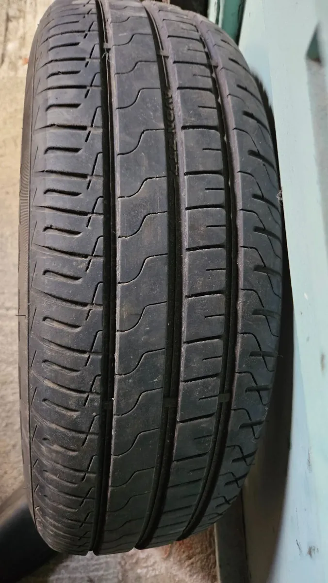 Toyota Prius Wheel & New Avon Tyre - Image 1