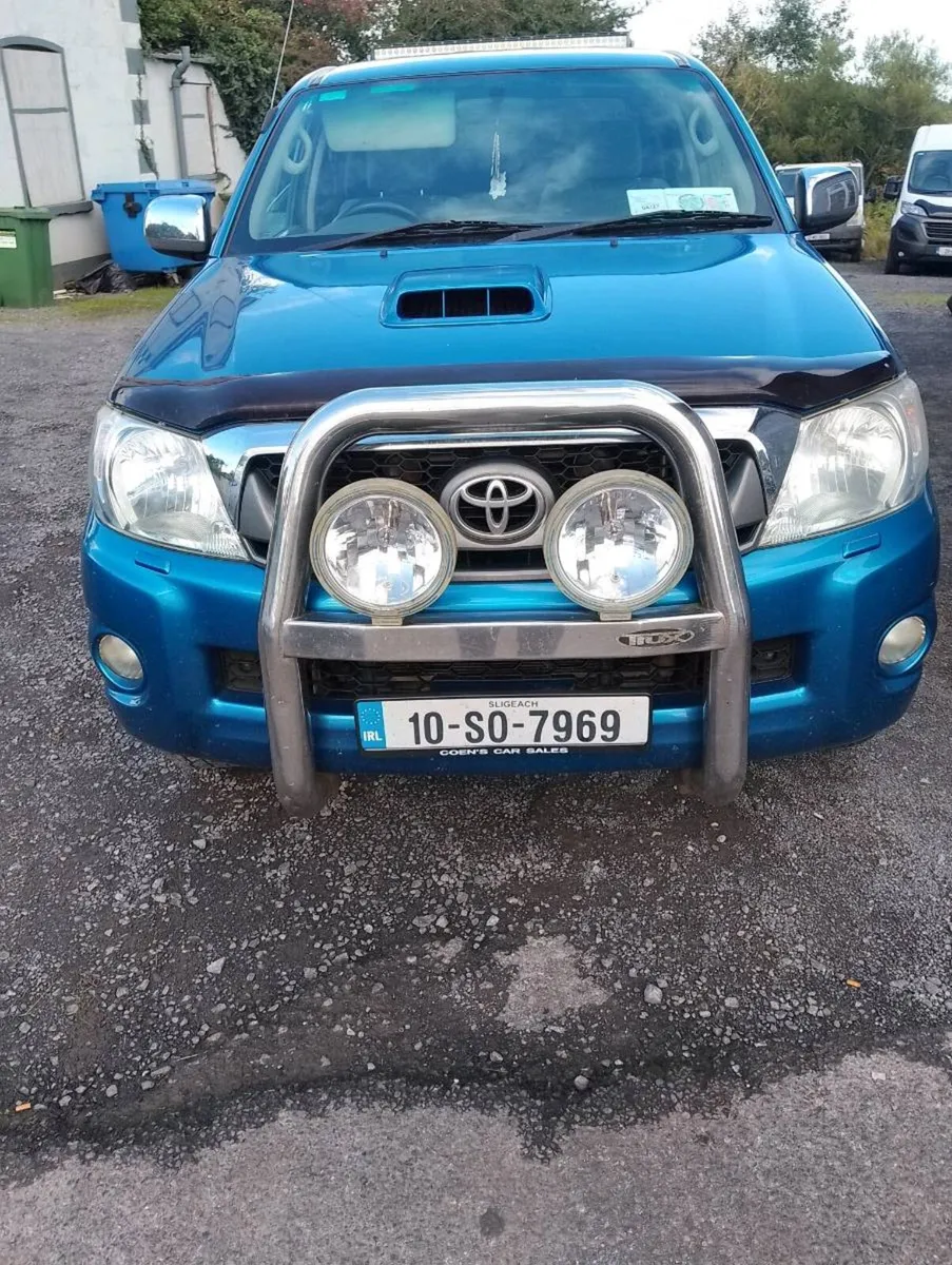 Toyota Hilux - Image 1