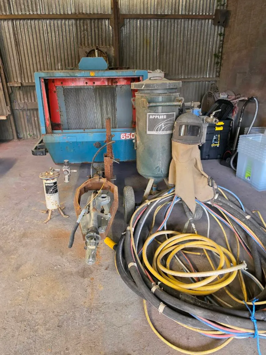 260cfm compressor and full shot blasting set up - Image 1